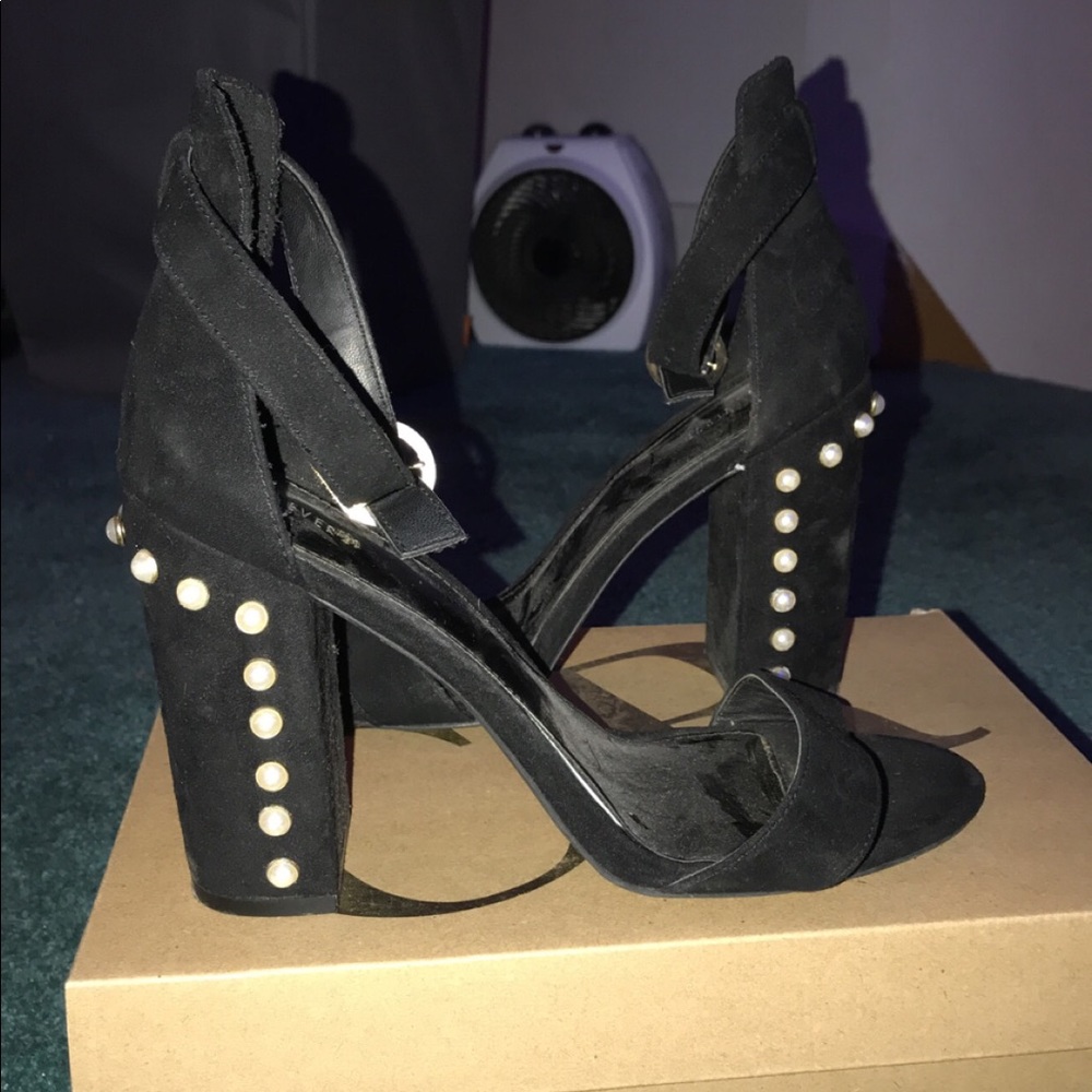 🔥 FOREVER 21 HIGH HEELS 🔥